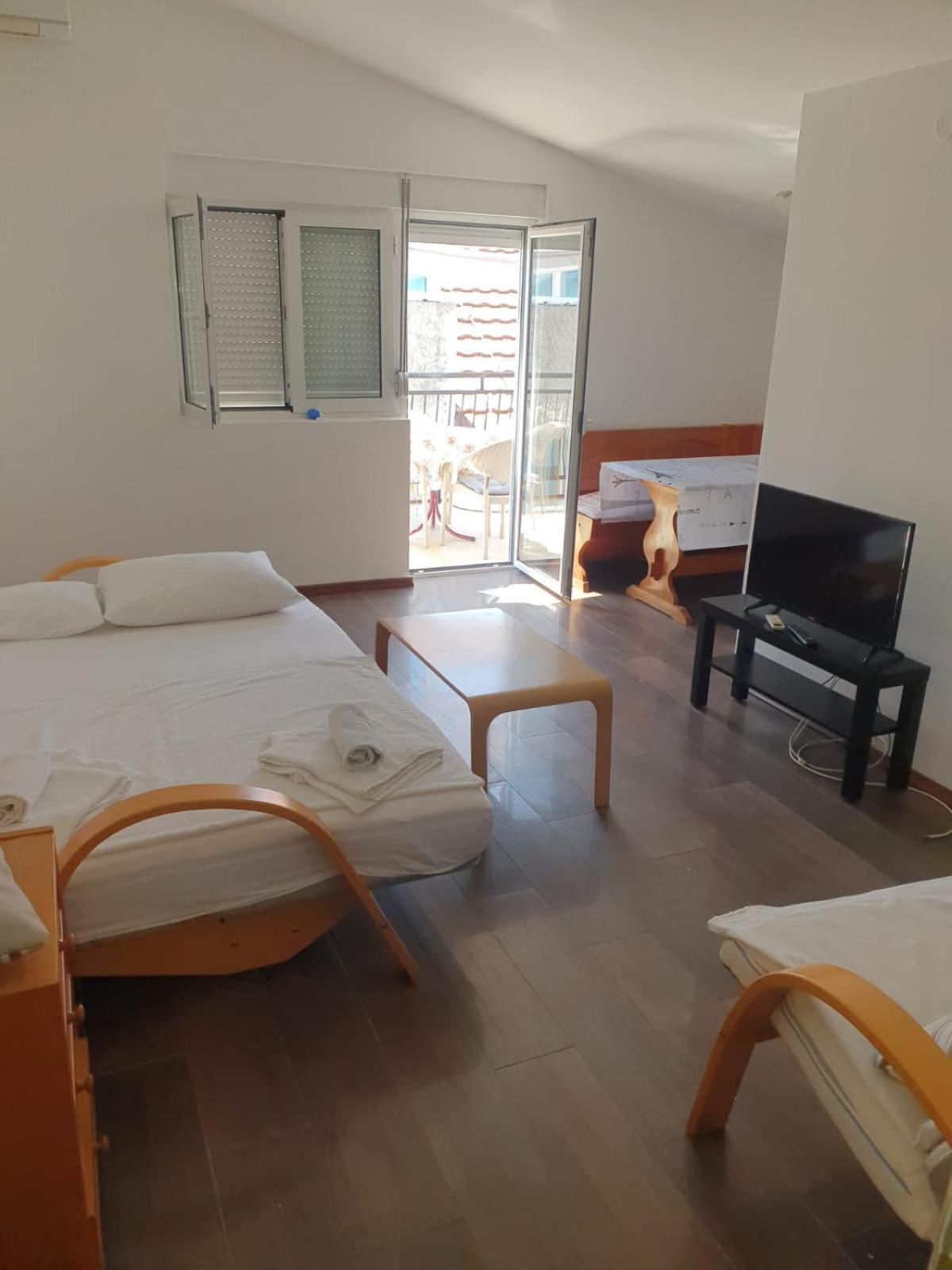 Sea View Apartments Херцег Нови Стая снимка
