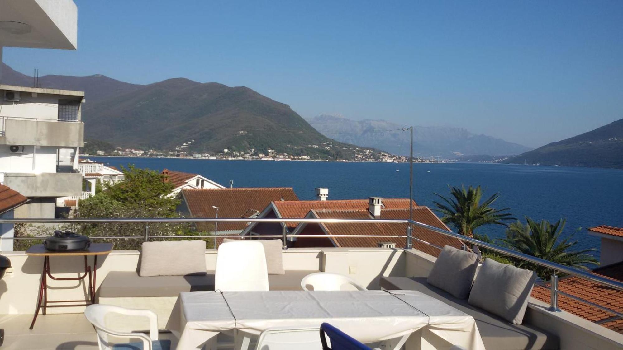 Sea View Apartments Херцег Нови Стая снимка